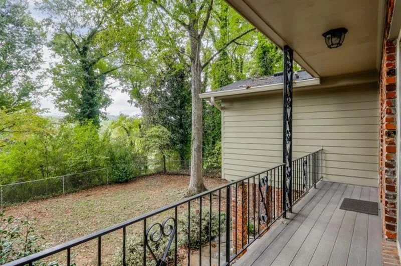 4875 Westfalia Court, Atlanta, Georgia 30342, 4 Bedrooms Bedrooms, ,3 BathroomsBathrooms,Residential,Sold,4875 Westfalia Court,6632738