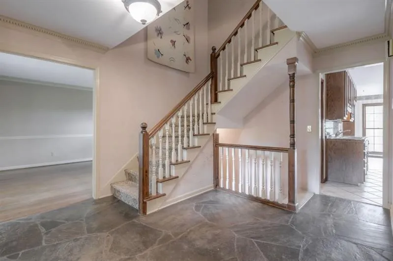 4875 Westfalia Court, Atlanta, Georgia 30342, 4 Bedrooms Bedrooms, ,3 BathroomsBathrooms,Residential,Sold,4875 Westfalia Court,6632738