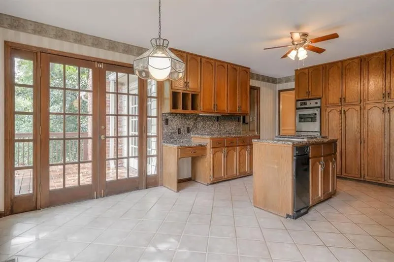 4875 Westfalia Court, Atlanta, Georgia 30342, 4 Bedrooms Bedrooms, ,3 BathroomsBathrooms,Residential,Sold,4875 Westfalia Court,6632738