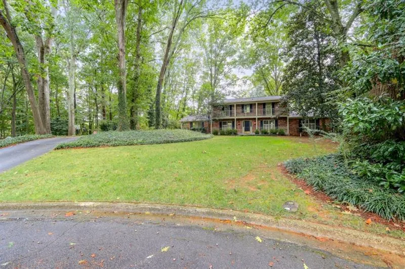4875 Westfalia Court, Atlanta, Georgia 30342, 4 Bedrooms Bedrooms, ,3 BathroomsBathrooms,Residential,Sold,4875 Westfalia Court,6632738