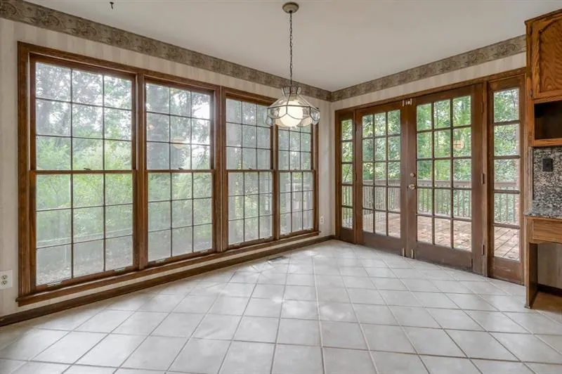 4875 Westfalia Court, Atlanta, Georgia 30342, 4 Bedrooms Bedrooms, ,3 BathroomsBathrooms,Residential,Sold,4875 Westfalia Court,6632738