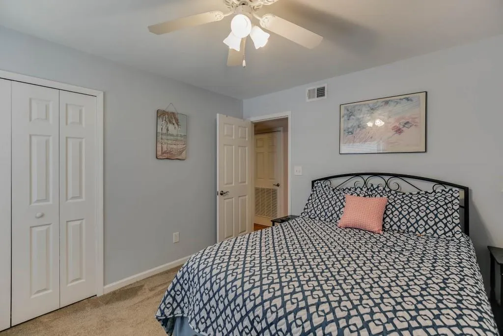 1607 Brighton Point, Sandy Springs, Georgia 30328, 3 Bedrooms Bedrooms, ,2 BathroomsBathrooms,Residential,Sold,1607 Brighton Point,6598629