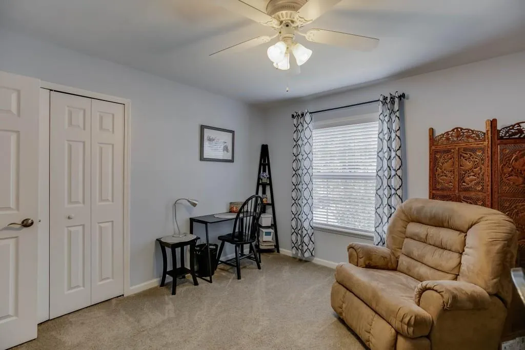 1607 Brighton Point, Sandy Springs, Georgia 30328, 3 Bedrooms Bedrooms, ,2 BathroomsBathrooms,Residential,Sold,1607 Brighton Point,6598629