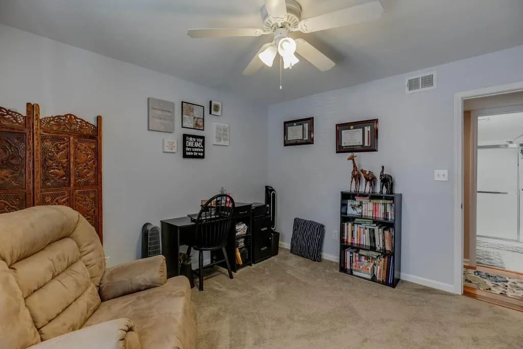 1607 Brighton Point, Sandy Springs, Georgia 30328, 3 Bedrooms Bedrooms, ,2 BathroomsBathrooms,Residential,Sold,1607 Brighton Point,6598629