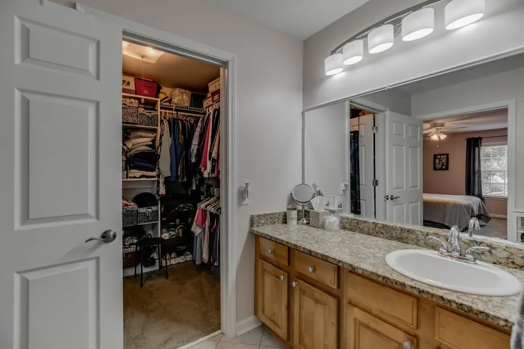 1607 Brighton Point, Sandy Springs, Georgia 30328, 3 Bedrooms Bedrooms, ,2 BathroomsBathrooms,Residential,Sold,1607 Brighton Point,6598629