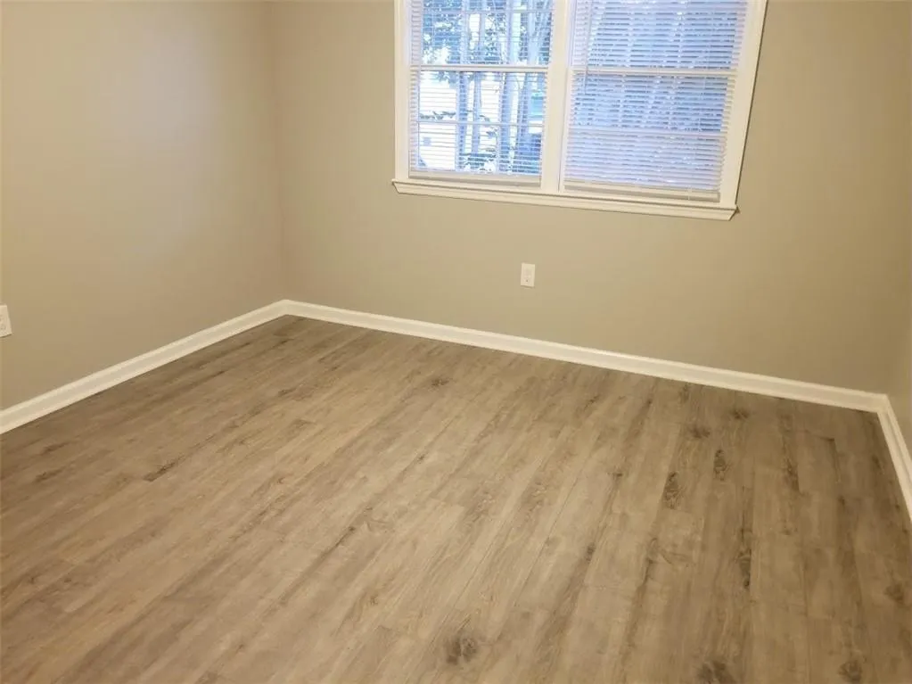 6520 Roswell Road Ne Unit 3, Sandy Springs, Georgia 30328, 3 Bedrooms Bedrooms, ,2 BathroomsBathrooms,Residential,Sold,6520 Roswell Road Ne Unit 3,6756861