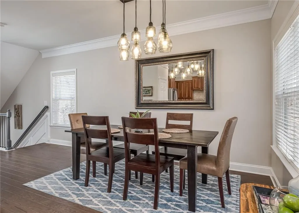 602 Pember Point, Sandy Springs, Georgia 30350, 3 Bedrooms Bedrooms, ,3 BathroomsBathrooms,Residential,Sold,602 Pember Point,6988395