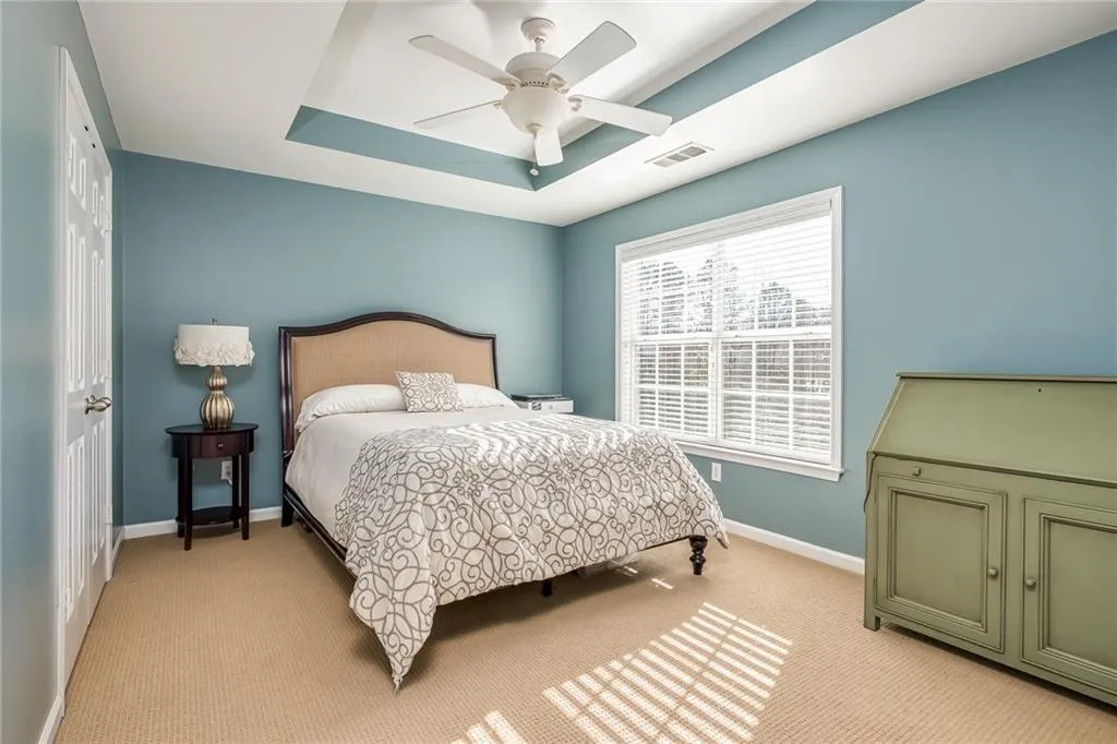 602 Pember Point, Sandy Springs, Georgia 30350, 3 Bedrooms Bedrooms, ,3 BathroomsBathrooms,Residential,Sold,602 Pember Point,6988395