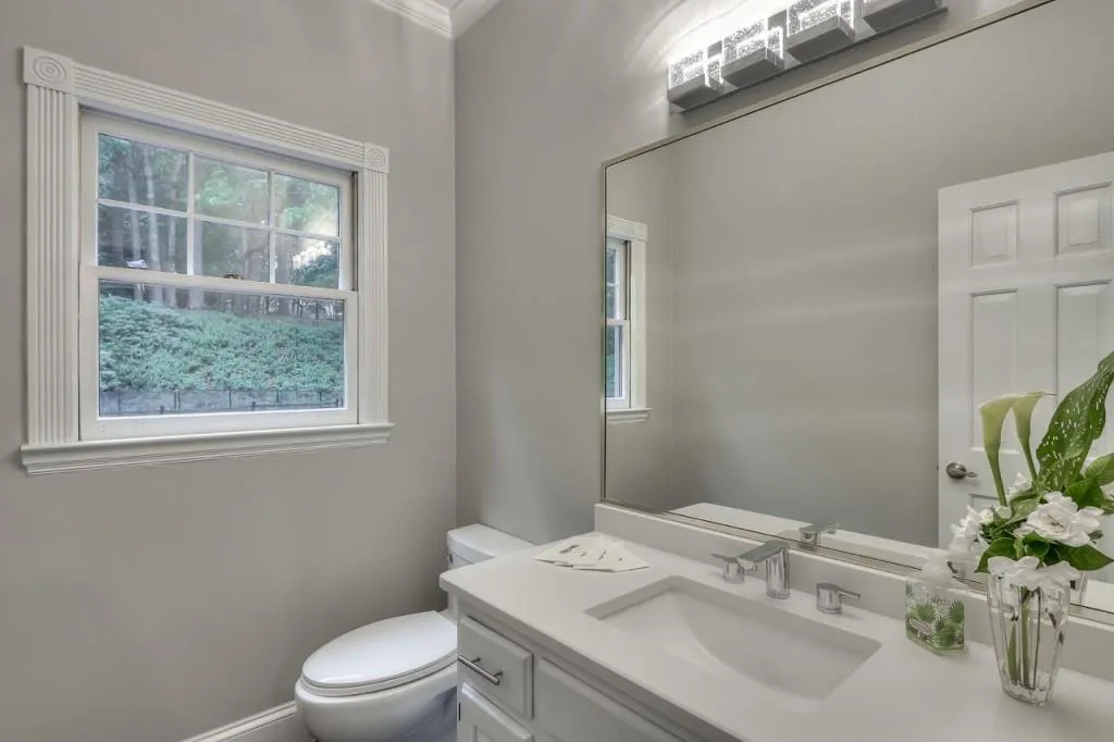 7545 Bridgegate Court, Sandy Springs, Georgia 30350, 5 Bedrooms Bedrooms, ,4 BathroomsBathrooms,Residential,Sold,7545 Bridgegate Court,6735928