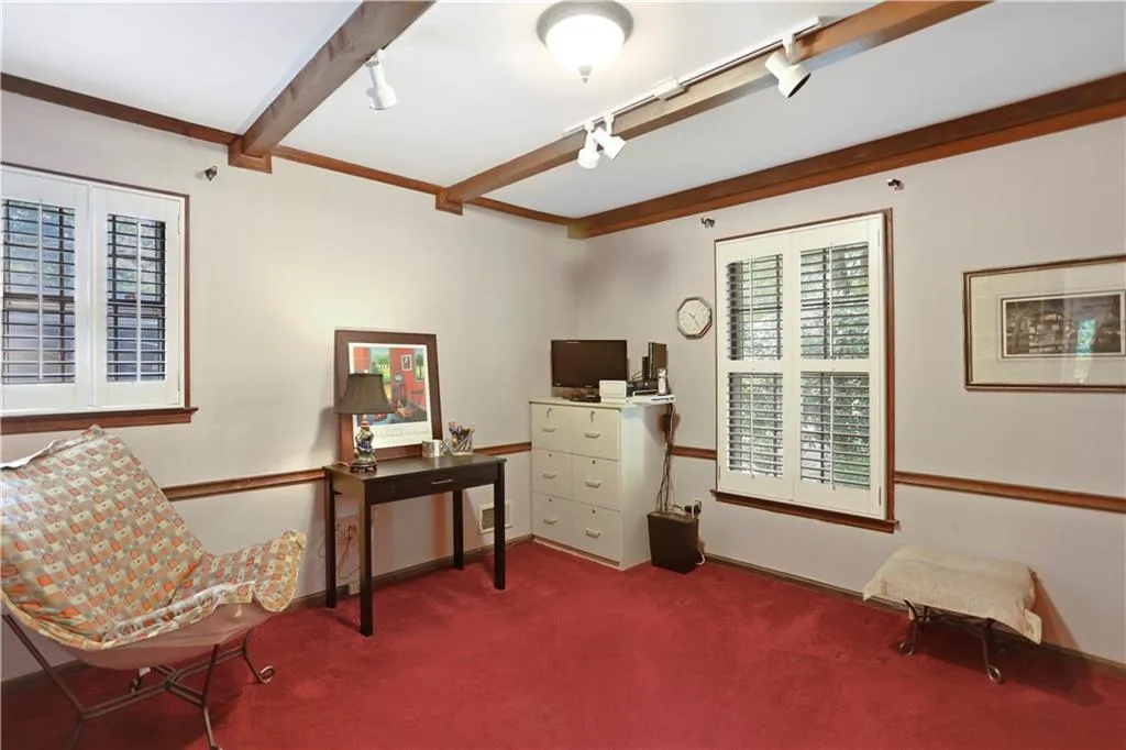 800 Sudbury Road, Sandy Springs, Georgia 30328, 4 Bedrooms Bedrooms, ,3 BathroomsBathrooms,Residential,Sold,800 Sudbury Road,6600646