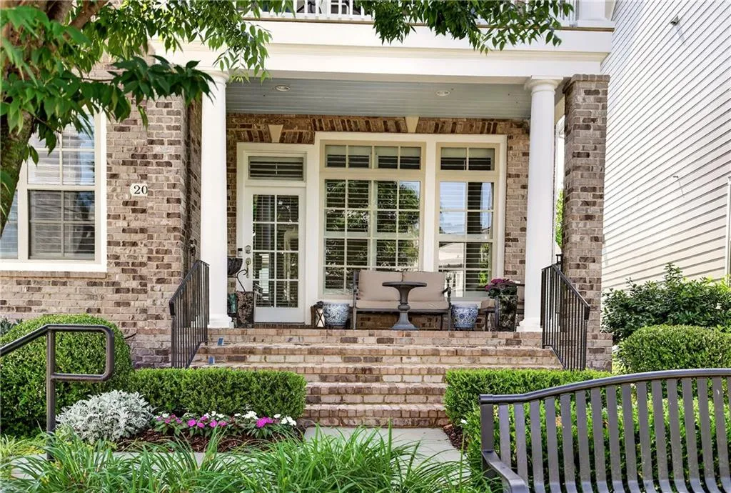 2016 Wheaton Way, Atlanta, Georgia 30328, 4 Bedrooms Bedrooms, ,4 BathroomsBathrooms,Residential,For Sale,2016 Wheaton Way,7760581