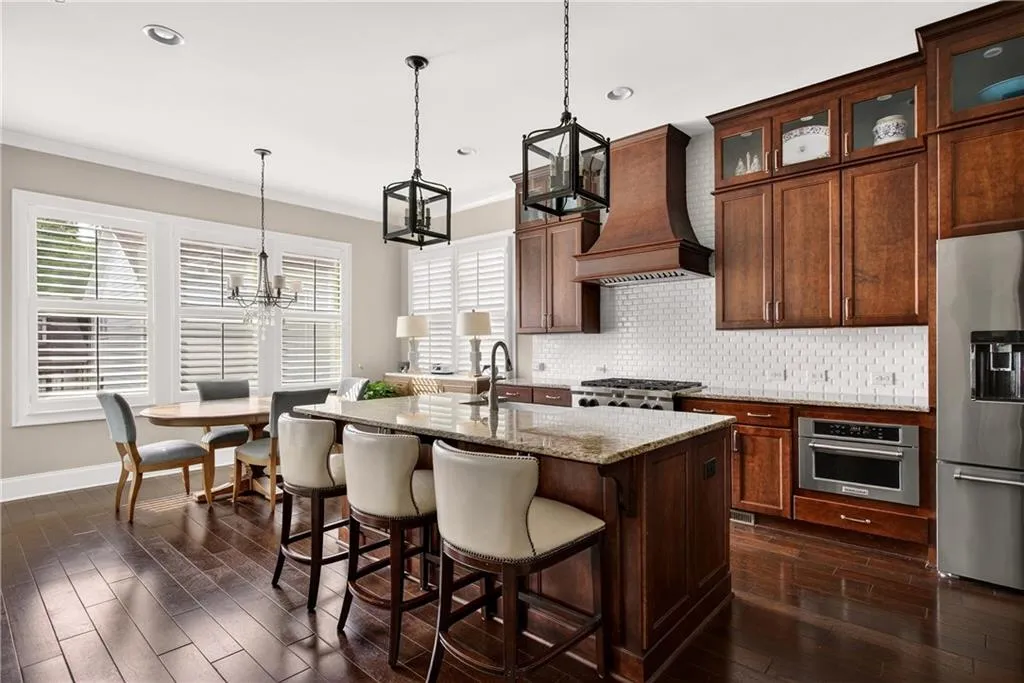 2016 Wheaton Way, Atlanta, Georgia 30328, 4 Bedrooms Bedrooms, ,4 BathroomsBathrooms,Residential,For Sale,2016 Wheaton Way,7760581