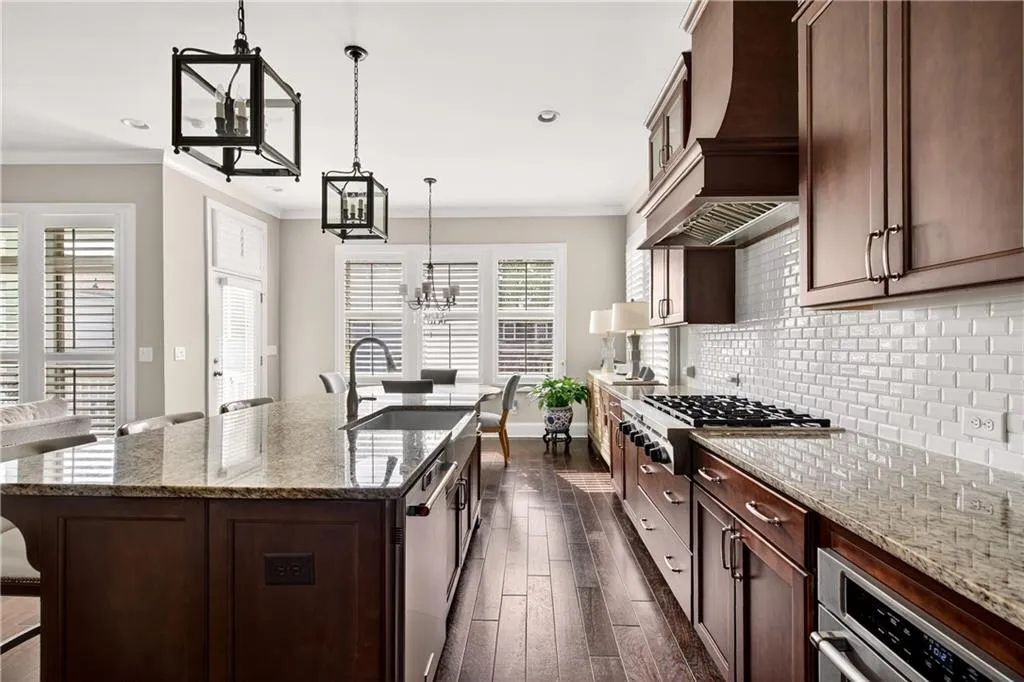 2016 Wheaton Way, Atlanta, Georgia 30328, 4 Bedrooms Bedrooms, ,4 BathroomsBathrooms,Residential,For Sale,2016 Wheaton Way,7760581