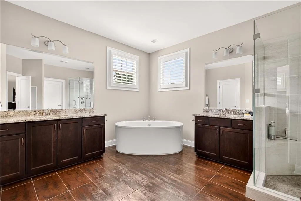 2016 Wheaton Way, Atlanta, Georgia 30328, 4 Bedrooms Bedrooms, ,4 BathroomsBathrooms,Residential,For Sale,2016 Wheaton Way,7760581