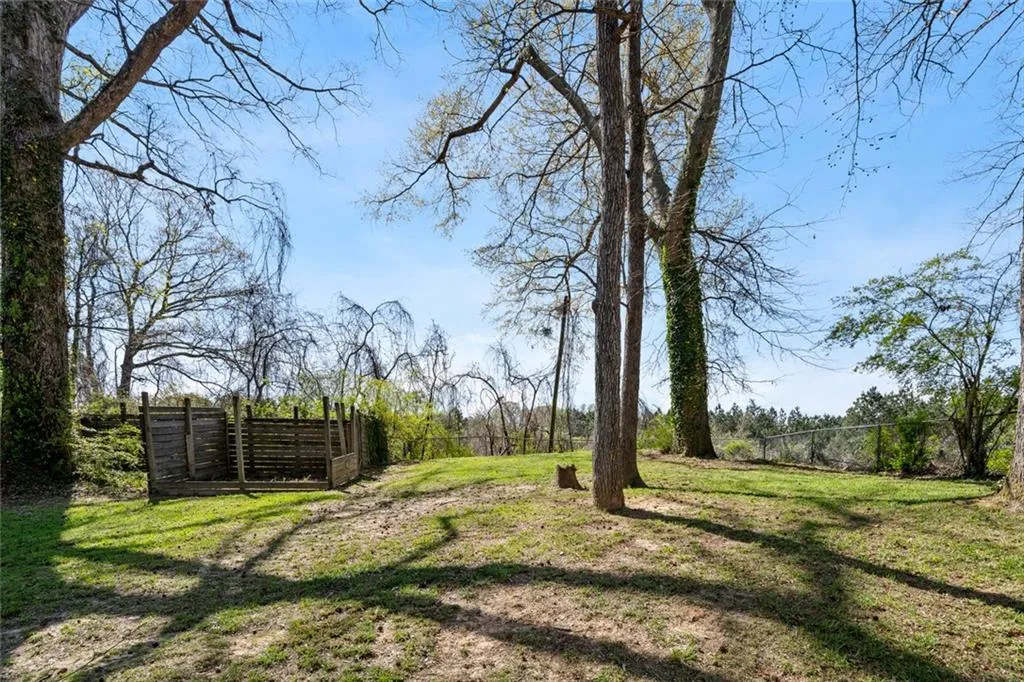 1422 Kennesaw Drive, Atlanta, Georgia 30318, 3 Bedrooms Bedrooms, 0 ,2 BathroomsBathrooms,Residential,For Sale,1422 Kennesaw Drive,7743567