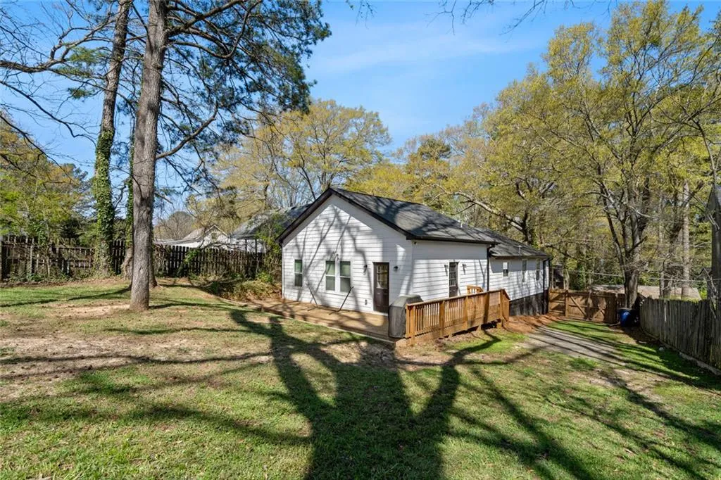1422 Kennesaw Drive, Atlanta, Georgia 30318, 3 Bedrooms Bedrooms, 0 ,2 BathroomsBathrooms,Residential,For Sale,1422 Kennesaw Drive,7743567