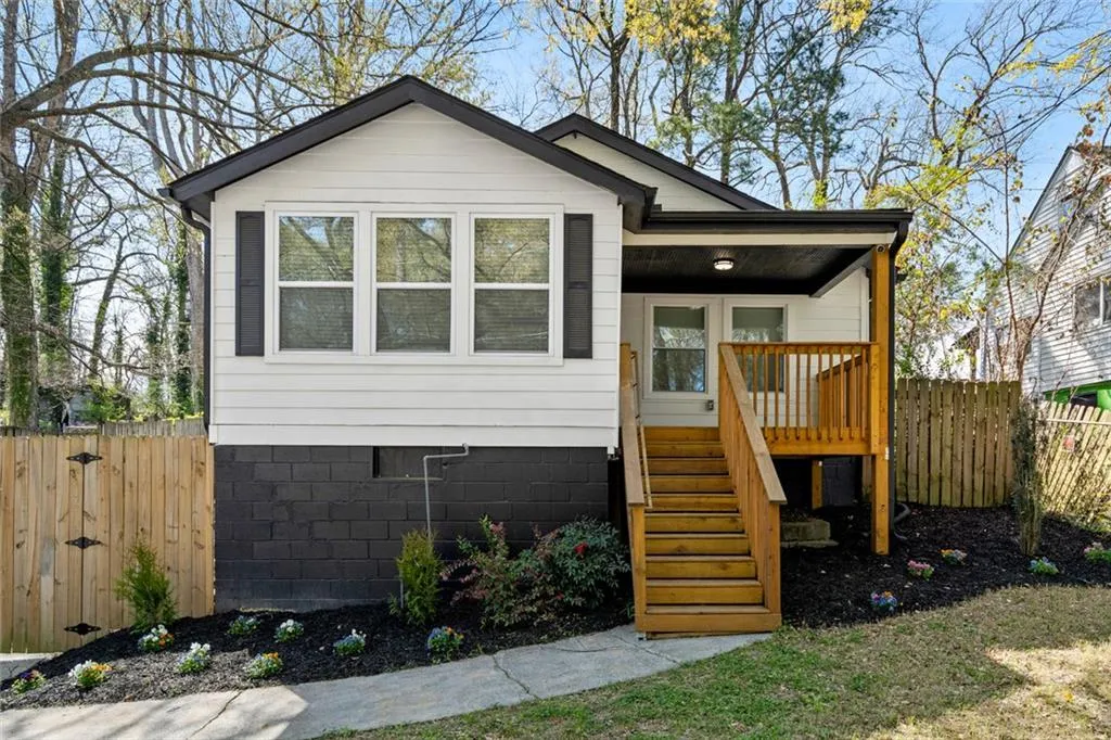 1422 Kennesaw Drive, Atlanta, Georgia 30318, 3 Bedrooms Bedrooms, 0 ,2 BathroomsBathrooms,Residential,For Sale,1422 Kennesaw Drive,7743567