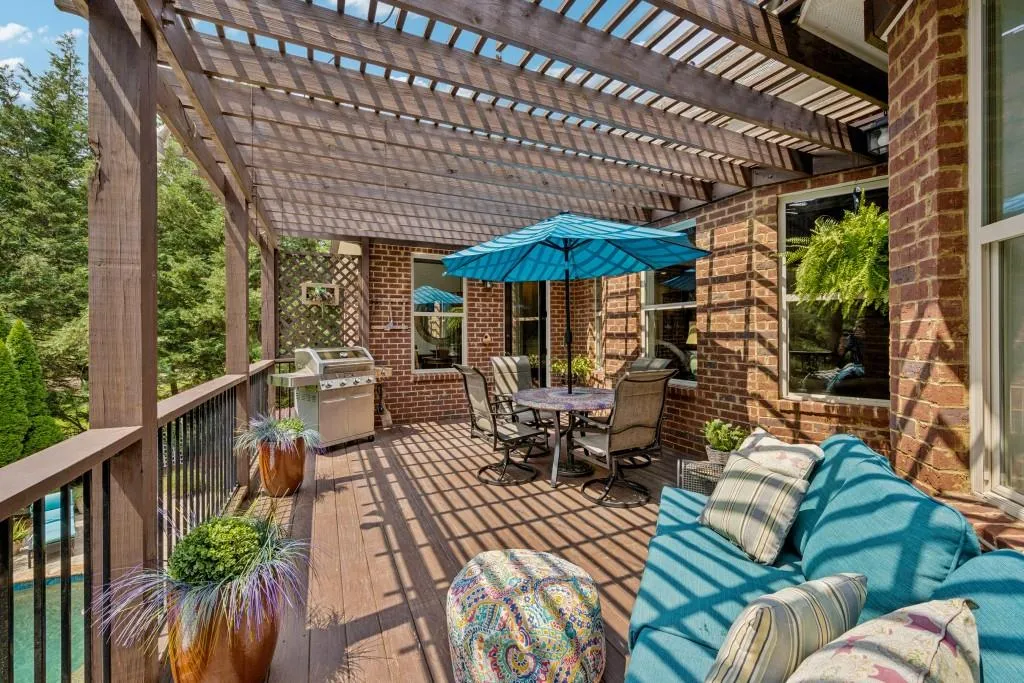 3939 Dahlwiny Court, Atlanta, Georgia 30350, 5 Bedrooms Bedrooms, ,4 BathroomsBathrooms,Residential,For Sale,3939 Dahlwiny Court,7636424