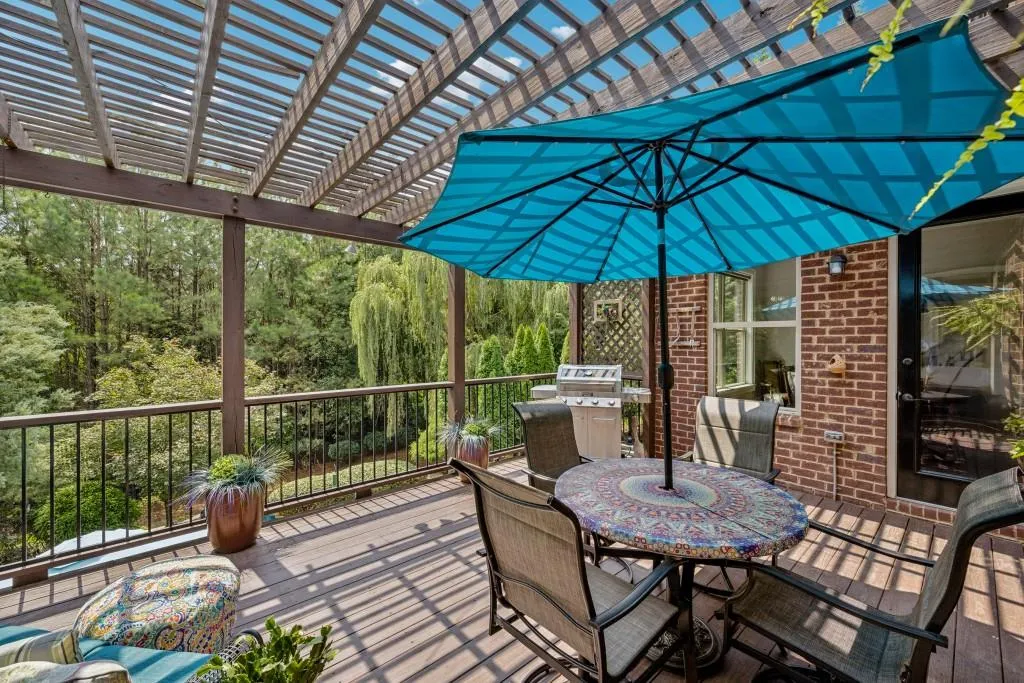 3939 Dahlwiny Court, Atlanta, Georgia 30350, 5 Bedrooms Bedrooms, ,4 BathroomsBathrooms,Residential,For Sale,3939 Dahlwiny Court,7636424