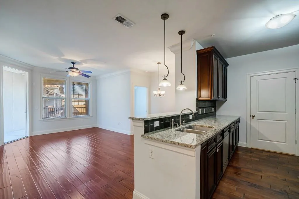 901 Abernathy Road Unit 6080, Sandy Springs, Georgia 30328, 2 Bedrooms Bedrooms, ,2 BathroomsBathrooms,Residential,Sold,901 Abernathy Road Unit 6080,6976334