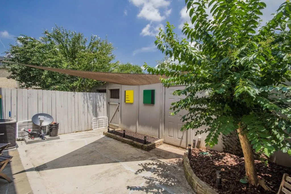 280 Winding River Drive Unit B, Sandy Springs, Georgia 30350, 3 Bedrooms Bedrooms, ,2 BathroomsBathrooms,Residential,Sold,280 Winding River Drive Unit B,5886837