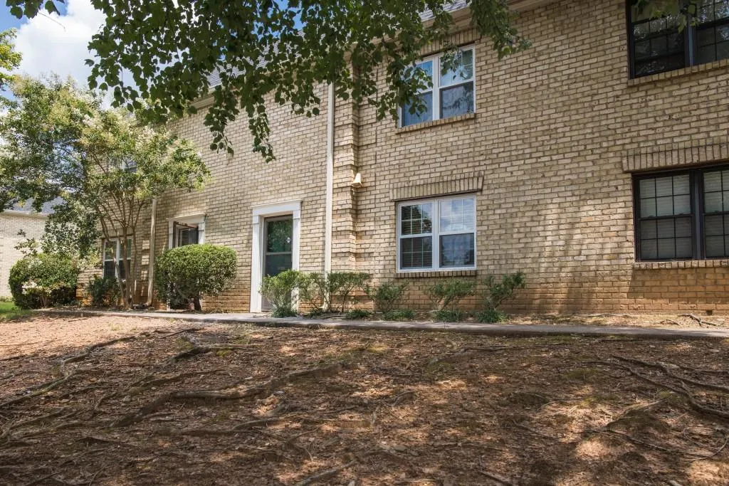 280 Winding River Drive Unit B, Sandy Springs, Georgia 30350, 3 Bedrooms Bedrooms, ,2 BathroomsBathrooms,Residential,Sold,280 Winding River Drive Unit B,5886837