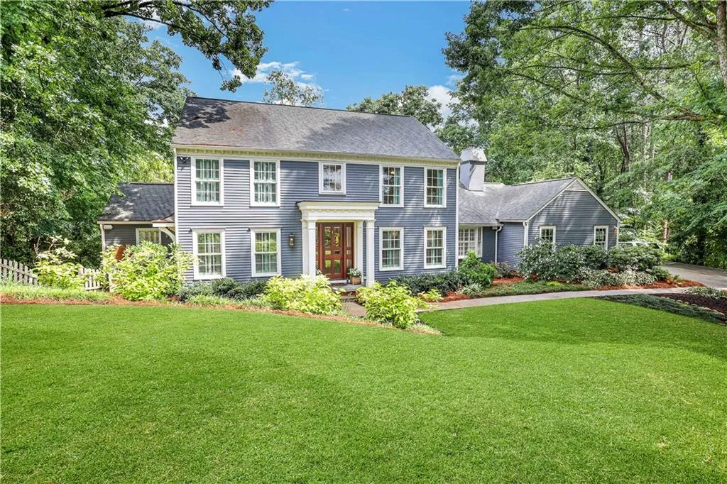 240 River North Drive, Atlanta, Georgia 30328, 4 Bedrooms Bedrooms, ,3 BathroomsBathrooms,Residential,Sold,240 River North Drive,6897799