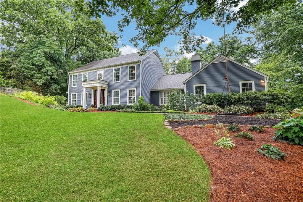 240 River North Drive, Atlanta, Georgia 30328, 4 Bedrooms Bedrooms, ,3 BathroomsBathrooms,Residential,Sold,240 River North Drive,6897799