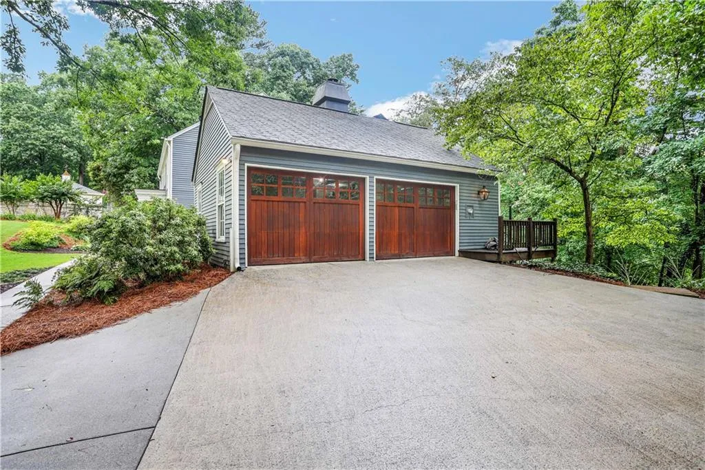 240 River North Drive, Atlanta, Georgia 30328, 4 Bedrooms Bedrooms, ,3 BathroomsBathrooms,Residential,Sold,240 River North Drive,6897799