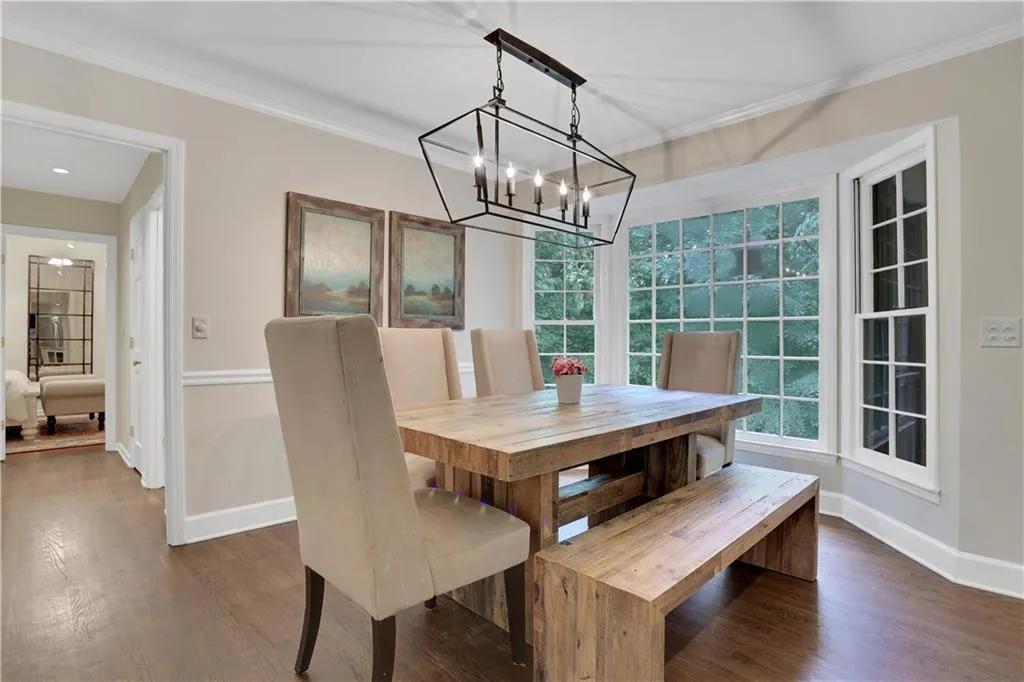 240 River North Drive, Atlanta, Georgia 30328, 4 Bedrooms Bedrooms, ,3 BathroomsBathrooms,Residential,Sold,240 River North Drive,6897799