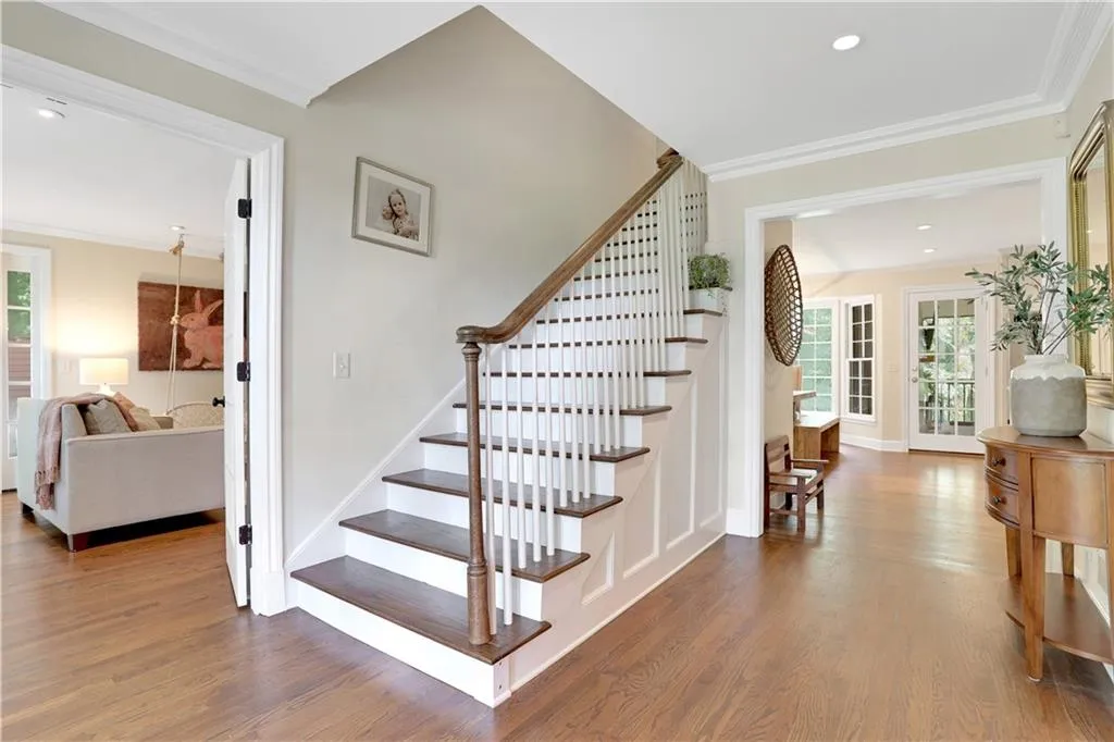240 River North Drive, Atlanta, Georgia 30328, 4 Bedrooms Bedrooms, ,3 BathroomsBathrooms,Residential,Sold,240 River North Drive,6897799