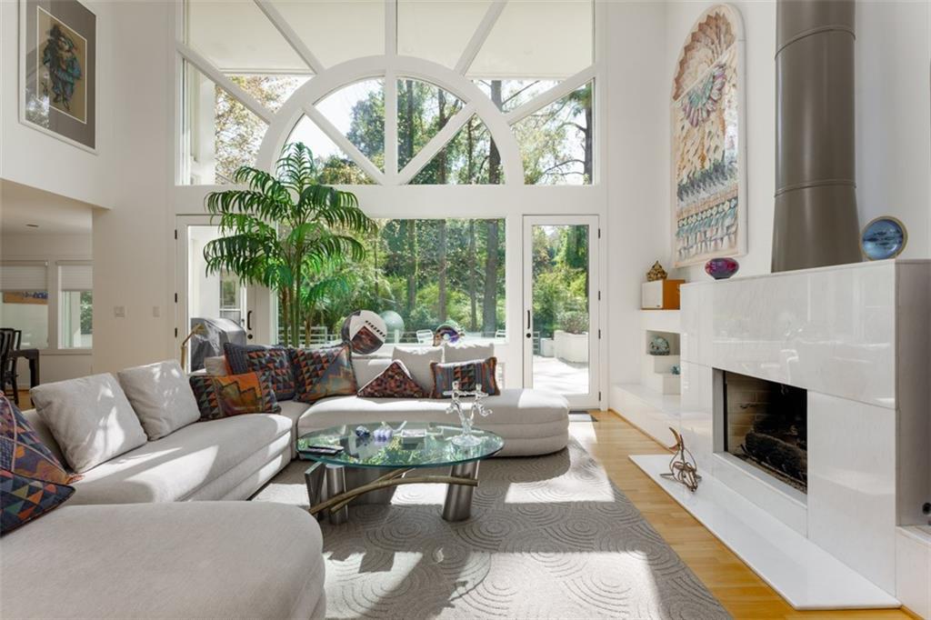 780 Crest Valley Drive, Atlanta, Georgia 30327, 3 Bedrooms Bedrooms, ,2 BathroomsBathrooms,Residential,Sold,780 Crest Valley Drive,7308540