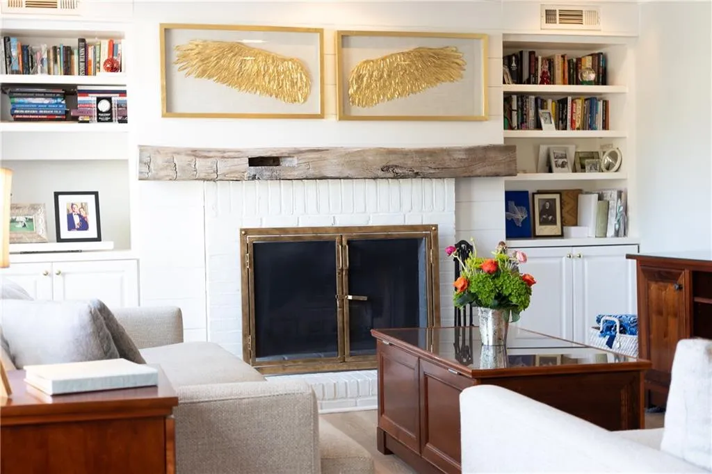 372 Pine Forest Road, Atlanta, Georgia 30342, 3 Bedrooms Bedrooms, ,2 BathroomsBathrooms,Residential,Sold,372 Pine Forest Road,7019885 372 Pine Forest Road, Atlanta, Georgia 30342, 3 Bedrooms Bedrooms, ,2 BathroomsBathrooms,Residential,Sold,372 Pine Forest Road,7019885