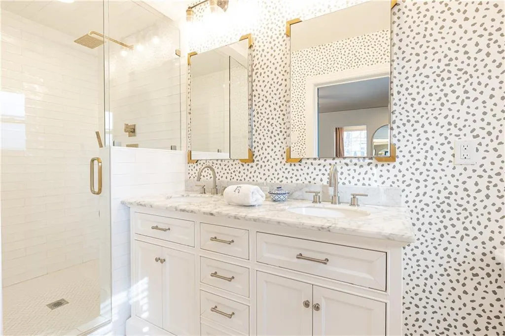 372 Pine Forest Road, Atlanta, Georgia 30342, 3 Bedrooms Bedrooms, ,2 BathroomsBathrooms,Residential,Sold,372 Pine Forest Road,7019885 372 Pine Forest Road, Atlanta, Georgia 30342, 3 Bedrooms Bedrooms, ,2 BathroomsBathrooms,Residential,Sold,372 Pine Forest Road,7019885