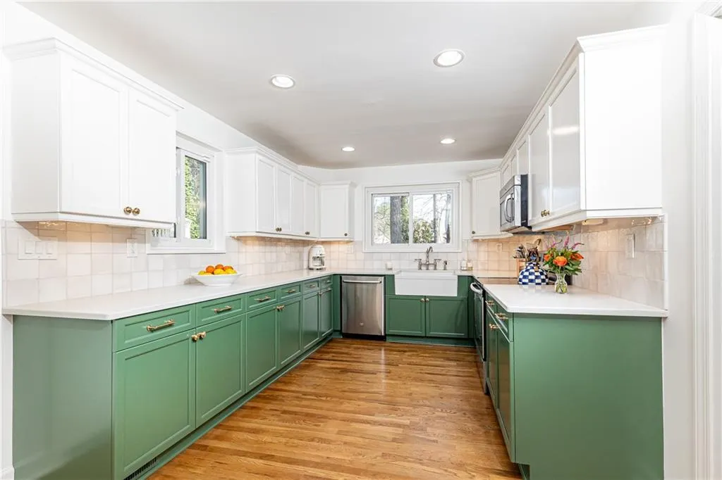 372 Pine Forest Road, Atlanta, Georgia 30342, 3 Bedrooms Bedrooms, ,2 BathroomsBathrooms,Residential,Sold,372 Pine Forest Road,7019885 372 Pine Forest Road, Atlanta, Georgia 30342, 3 Bedrooms Bedrooms, ,2 BathroomsBathrooms,Residential,Sold,372 Pine Forest Road,7019885