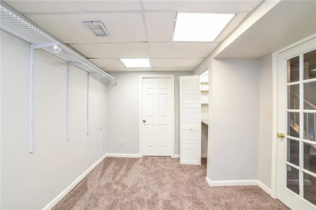 8873 Roberts Drive, Sandy Springs, Georgia 30350, 2 Bedrooms Bedrooms, ,2 BathroomsBathrooms,Residential,Sold,8873 Roberts Drive,6029902