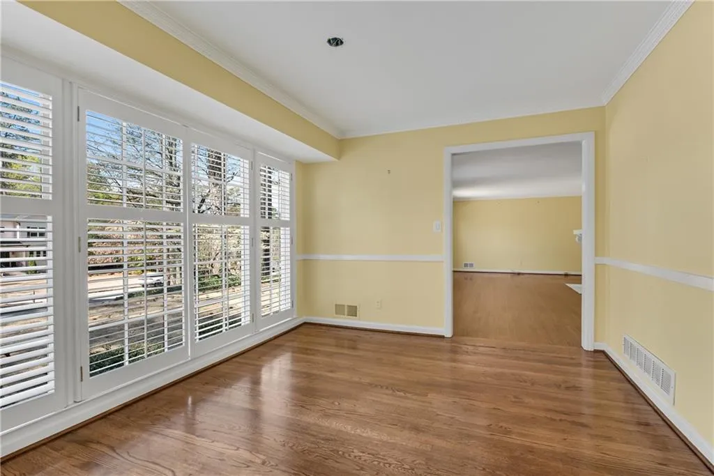 619 Carriage Drive, Atlanta, Georgia 30328, 3 Bedrooms Bedrooms, ,2 BathroomsBathrooms,Residential,Sold,619 Carriage Drive,7354100