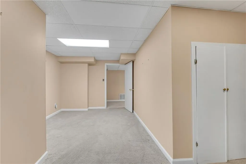 619 Carriage Drive, Atlanta, Georgia 30328, 3 Bedrooms Bedrooms, ,2 BathroomsBathrooms,Residential,Sold,619 Carriage Drive,7354100
