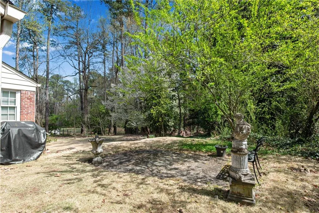 619 Carriage Drive, Atlanta, Georgia 30328, 3 Bedrooms Bedrooms, ,2 BathroomsBathrooms,Residential,Sold,619 Carriage Drive,7354100