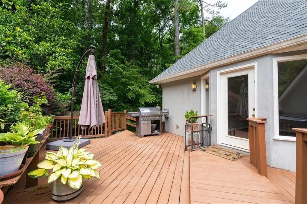 7365 Princeton Way, Atlanta, Georgia 30328, 5 Bedrooms Bedrooms, ,3 BathroomsBathrooms,Residential,Sold,7365 Princeton Way,7359902