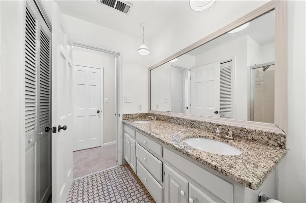 7365 Princeton Way, Atlanta, Georgia 30328, 5 Bedrooms Bedrooms, ,3 BathroomsBathrooms,Residential,Sold,7365 Princeton Way,7359902