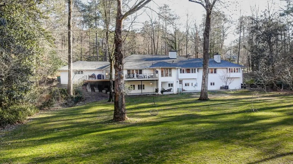 4750 Harris Trail, Atlanta, Georgia 30327, 4 Bedrooms Bedrooms, ,5 BathroomsBathrooms,Residential,Sold,4750 Harris Trail,6843805
