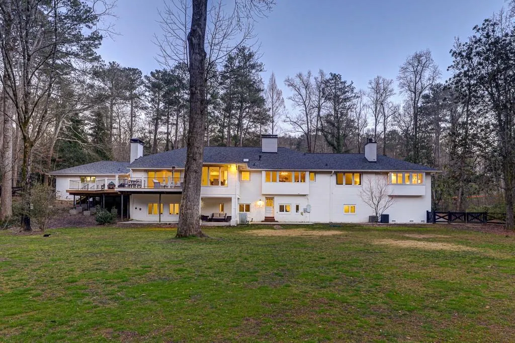 4750 Harris Trail, Atlanta, Georgia 30327, 4 Bedrooms Bedrooms, ,5 BathroomsBathrooms,Residential,Sold,4750 Harris Trail,6843805