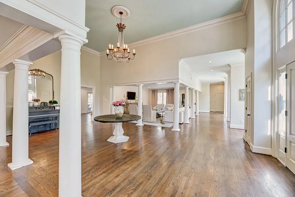 4750 Harris Trail, Atlanta, Georgia 30327, 4 Bedrooms Bedrooms, ,5 BathroomsBathrooms,Residential,Sold,4750 Harris Trail,6843805