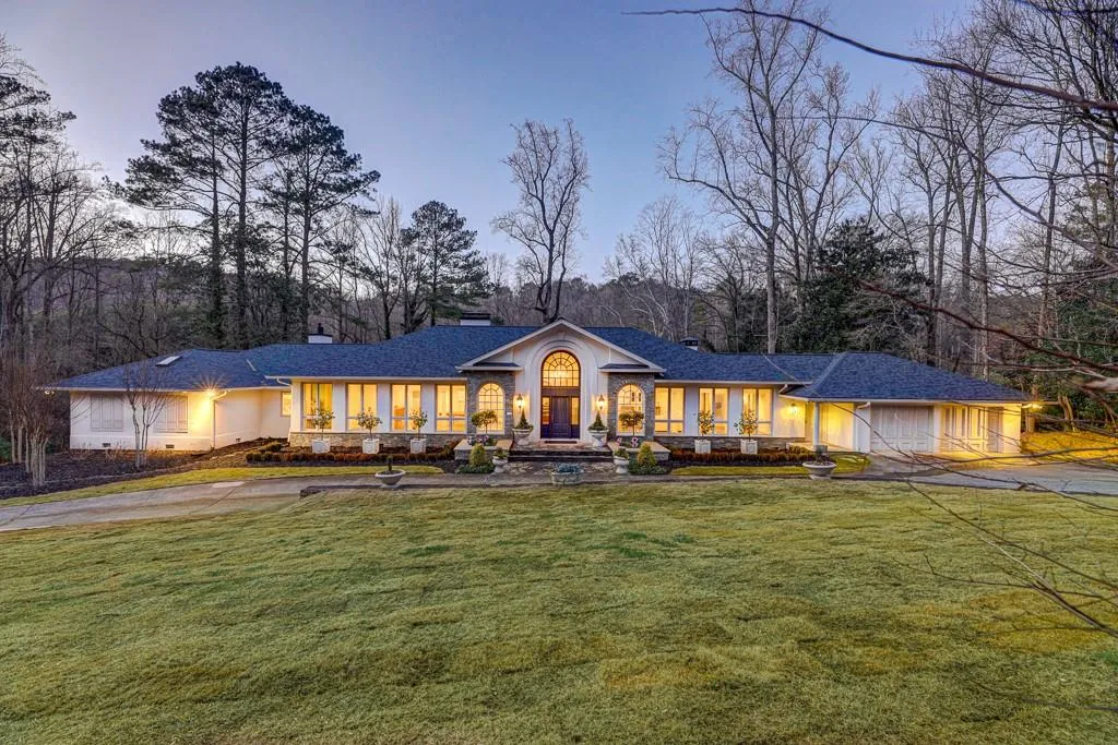 4750 Harris Trail, Atlanta, Georgia 30327, 4 Bedrooms Bedrooms, ,5 BathroomsBathrooms,Residential,Sold,4750 Harris Trail,6843805