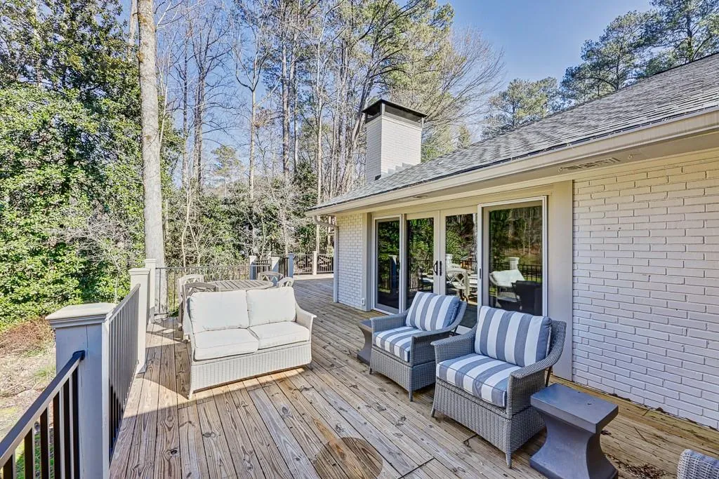 4750 Harris Trail, Atlanta, Georgia 30327, 4 Bedrooms Bedrooms, ,5 BathroomsBathrooms,Residential,Sold,4750 Harris Trail,6843805