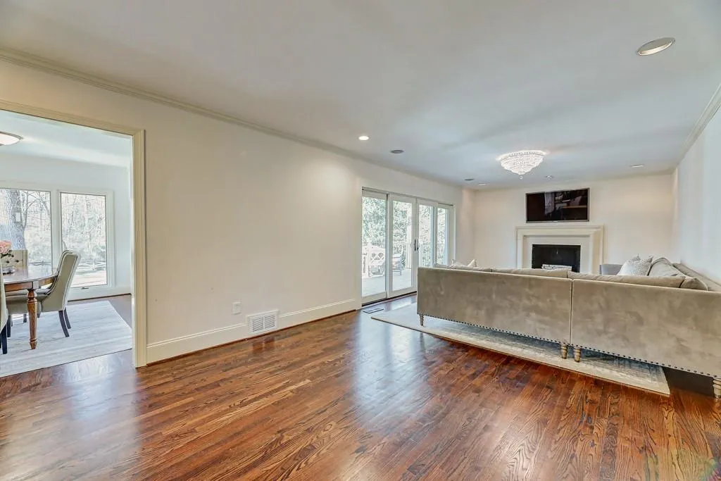 4750 Harris Trail, Atlanta, Georgia 30327, 4 Bedrooms Bedrooms, ,5 BathroomsBathrooms,Residential,Sold,4750 Harris Trail,6843805