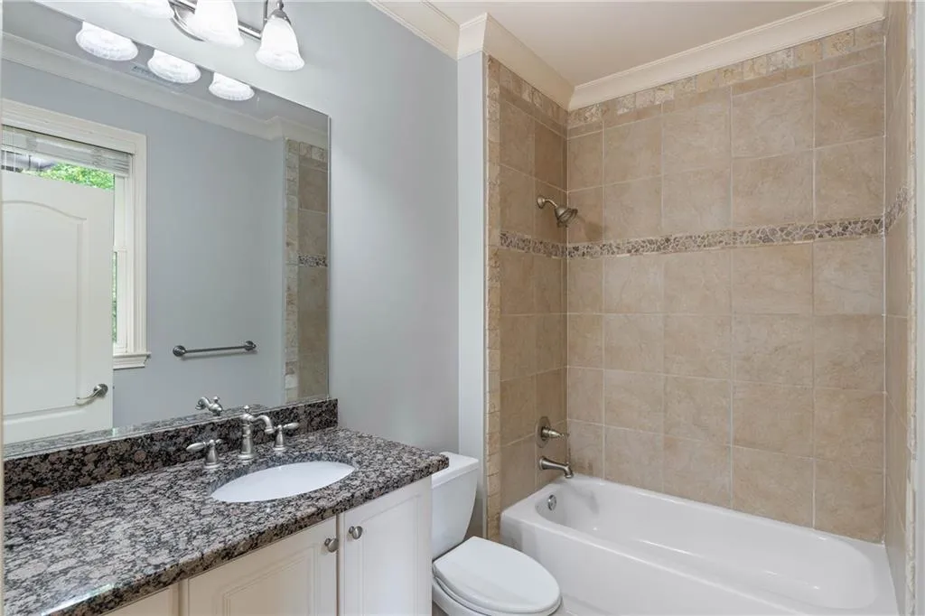 1720 Buckhead Valley Lane Ne, Atlanta, Georgia 30324, 5 Bedrooms Bedrooms, ,5 BathroomsBathrooms,Residential,For Sale,1720 Buckhead Valley Lane Ne,7573500