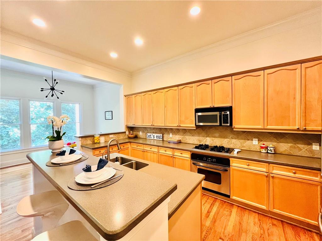 Georgia 30328, ,3 BathroomsBathrooms,Residential,Sold,7256887