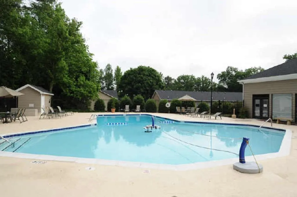 1807 Brighton Point Unit 1807, Sandy Springs, Georgia 30328, 3 Bedrooms Bedrooms, ,2 BathroomsBathrooms,Residential,Sold,1807 Brighton Point Unit 1807,5597323